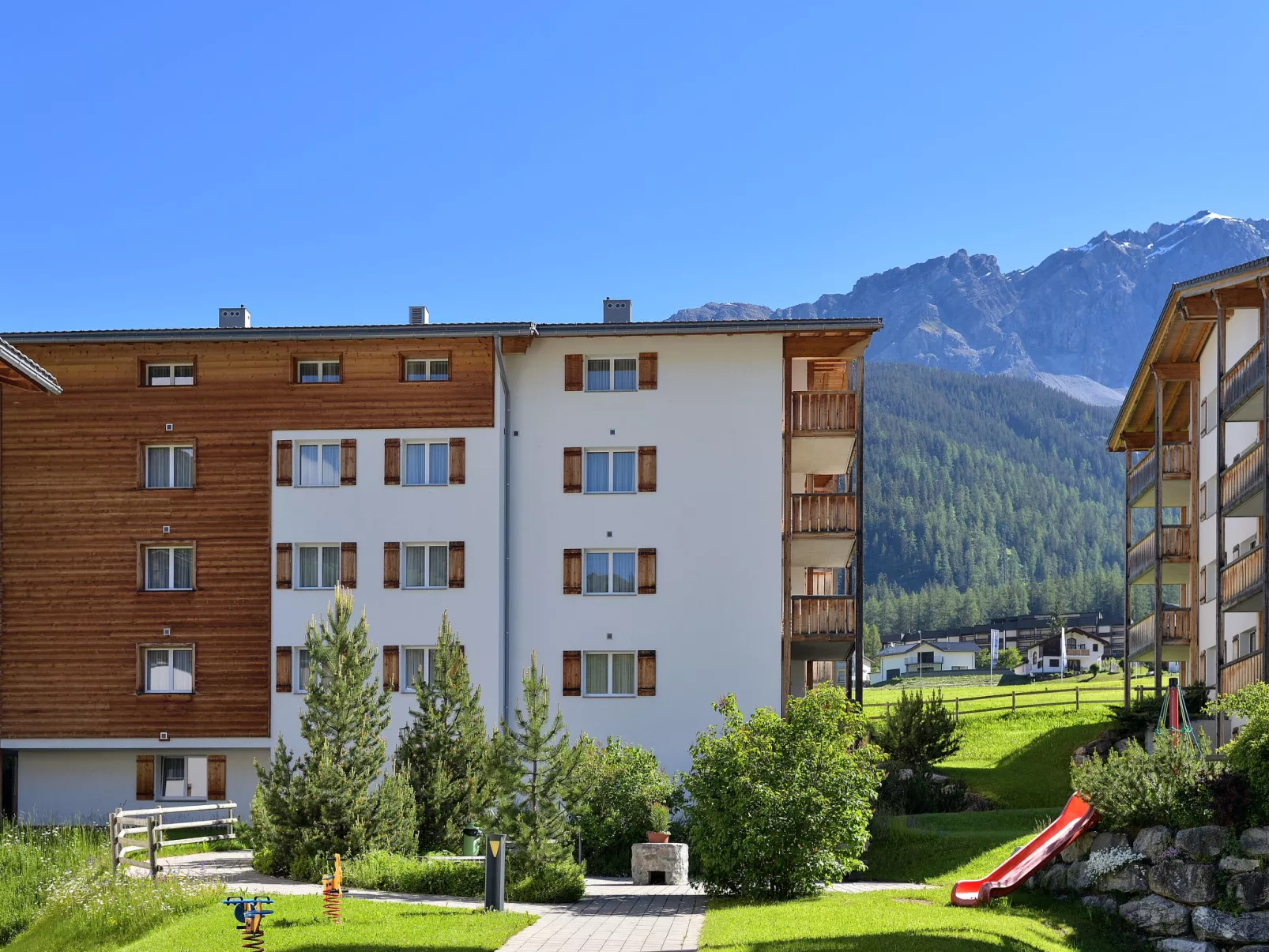 Surses Alpin-Outside