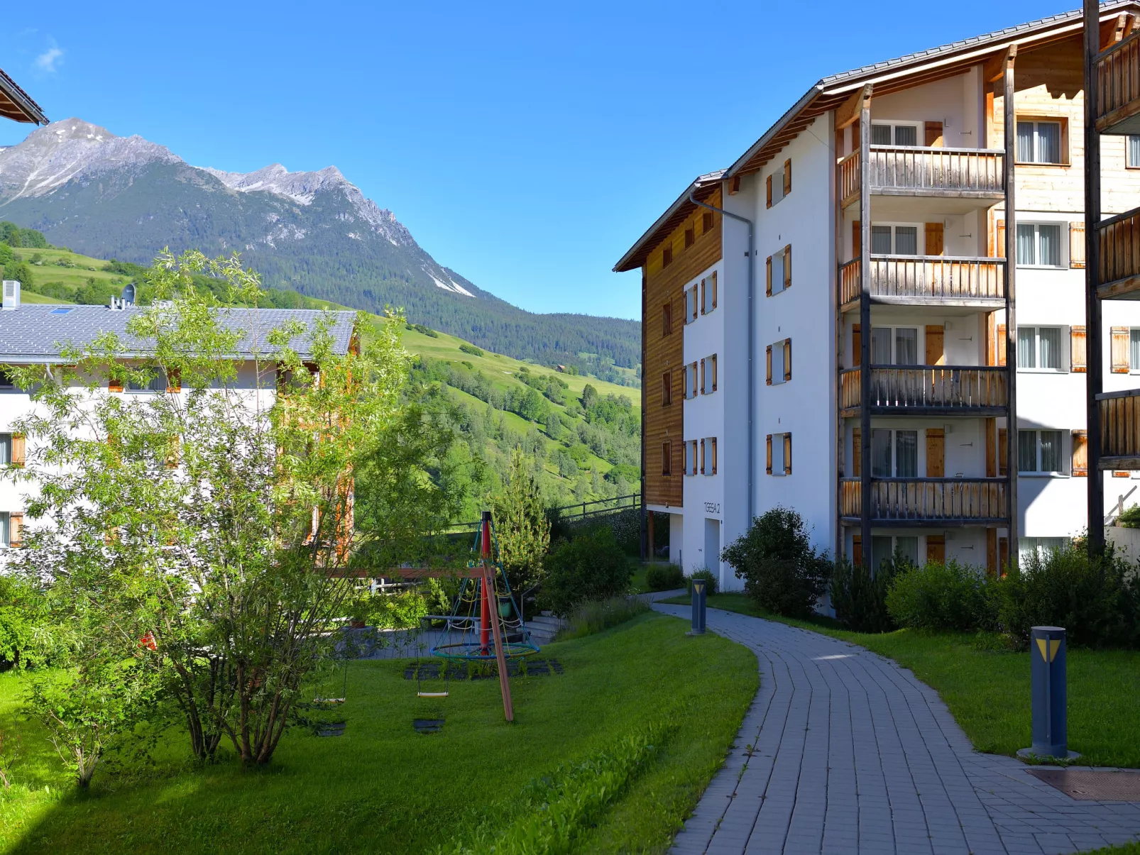 Surses Alpin-Outside