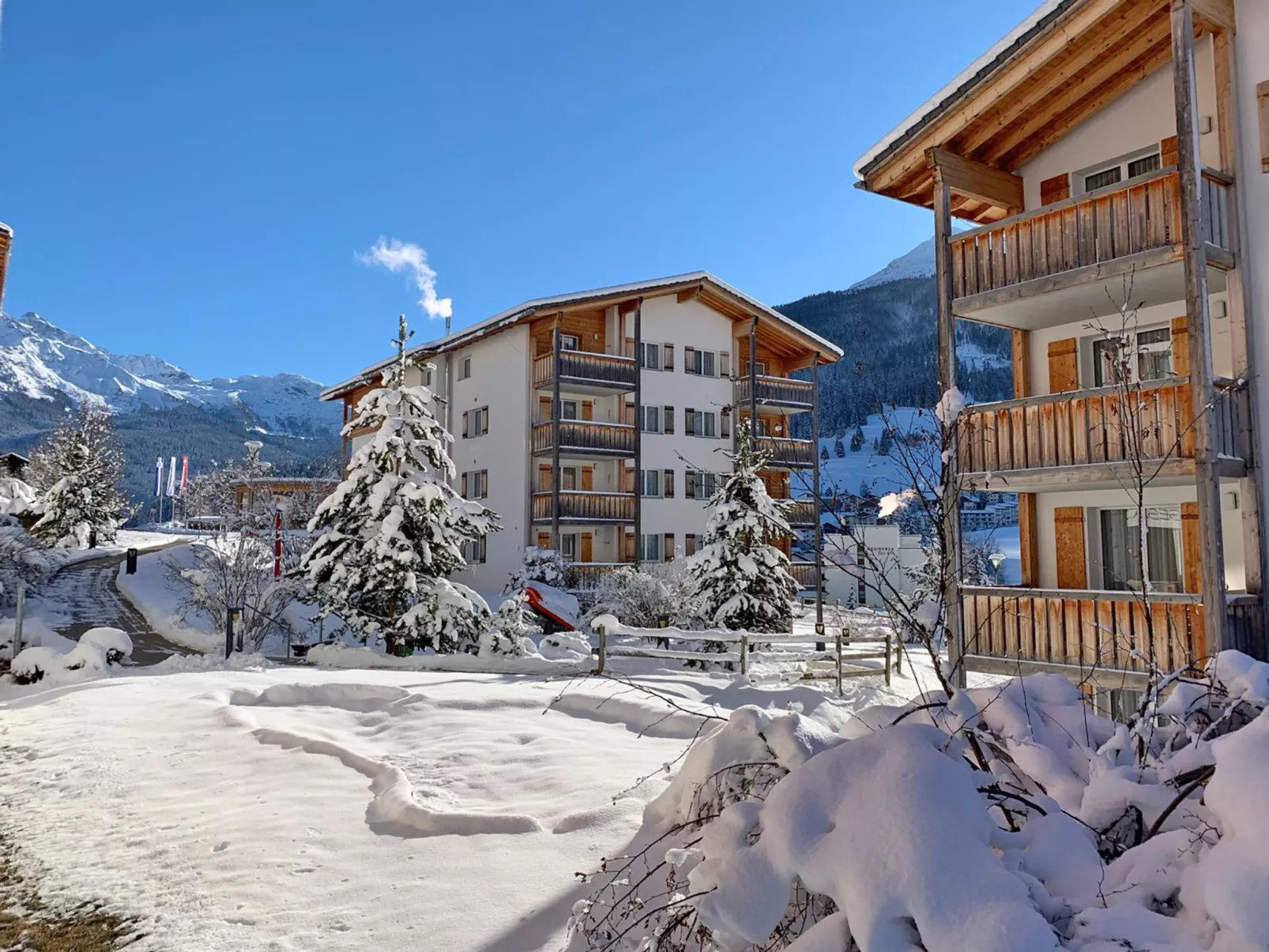 Surses Alpin-Outside