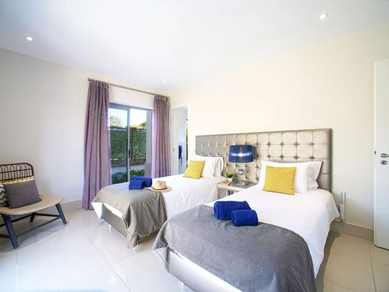 Pine Hills Coral-Inside