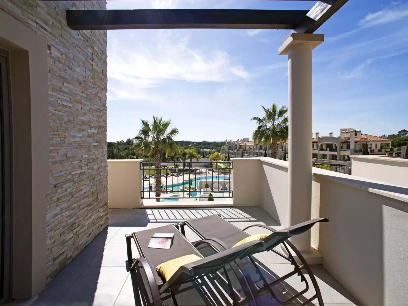 Pine Hills Coral-Outside