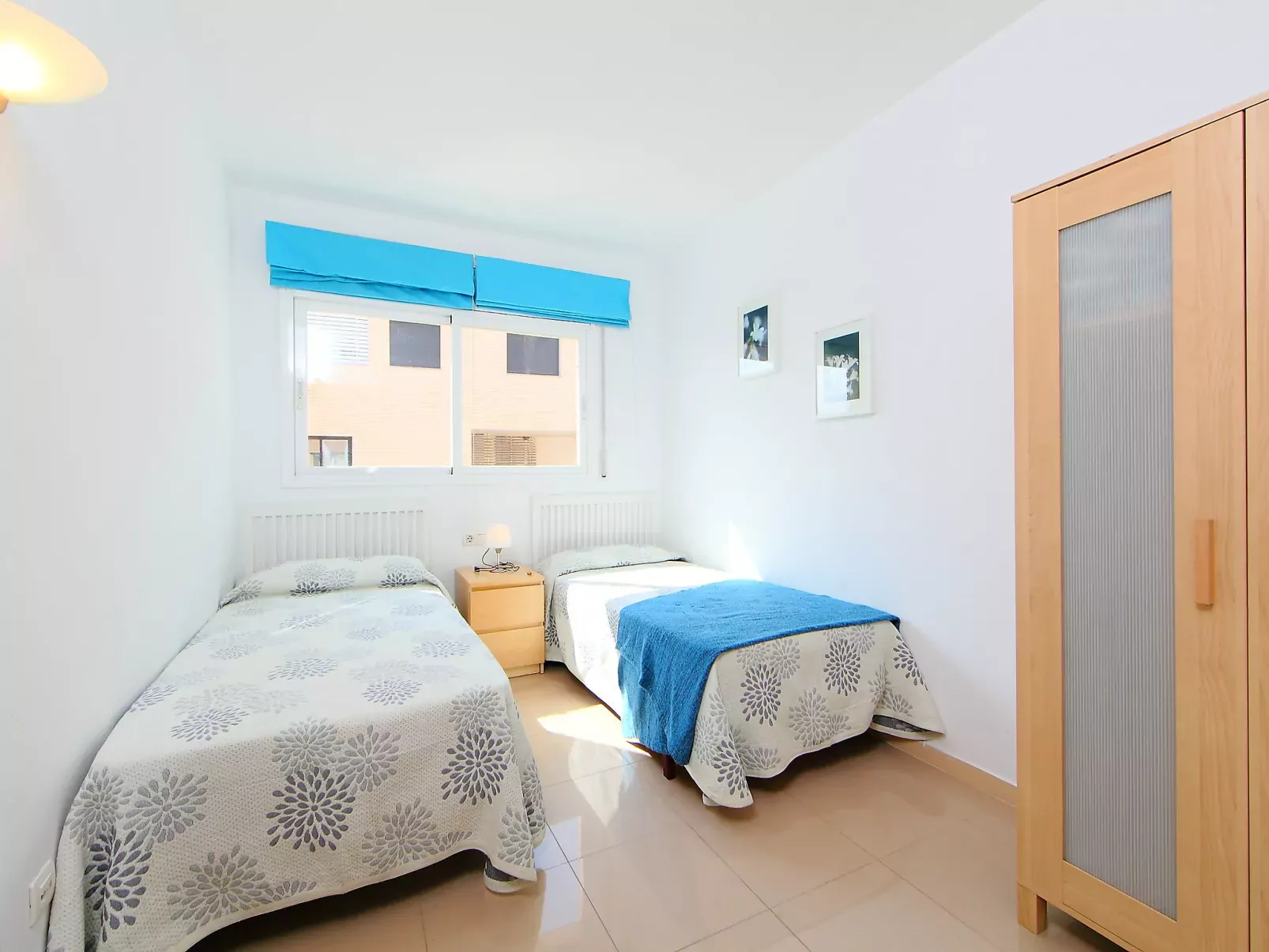 Nou Salou-Inside