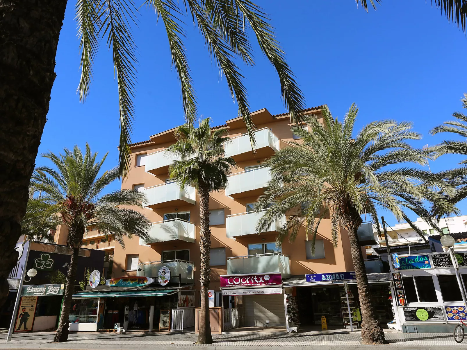 Terecel Salou-Outside