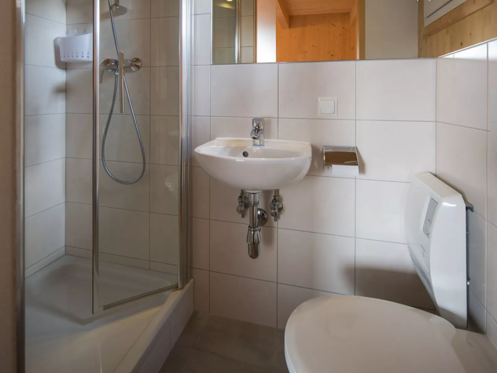 #29 mit IR-Sauna und Sprudelbad Innen-Inside