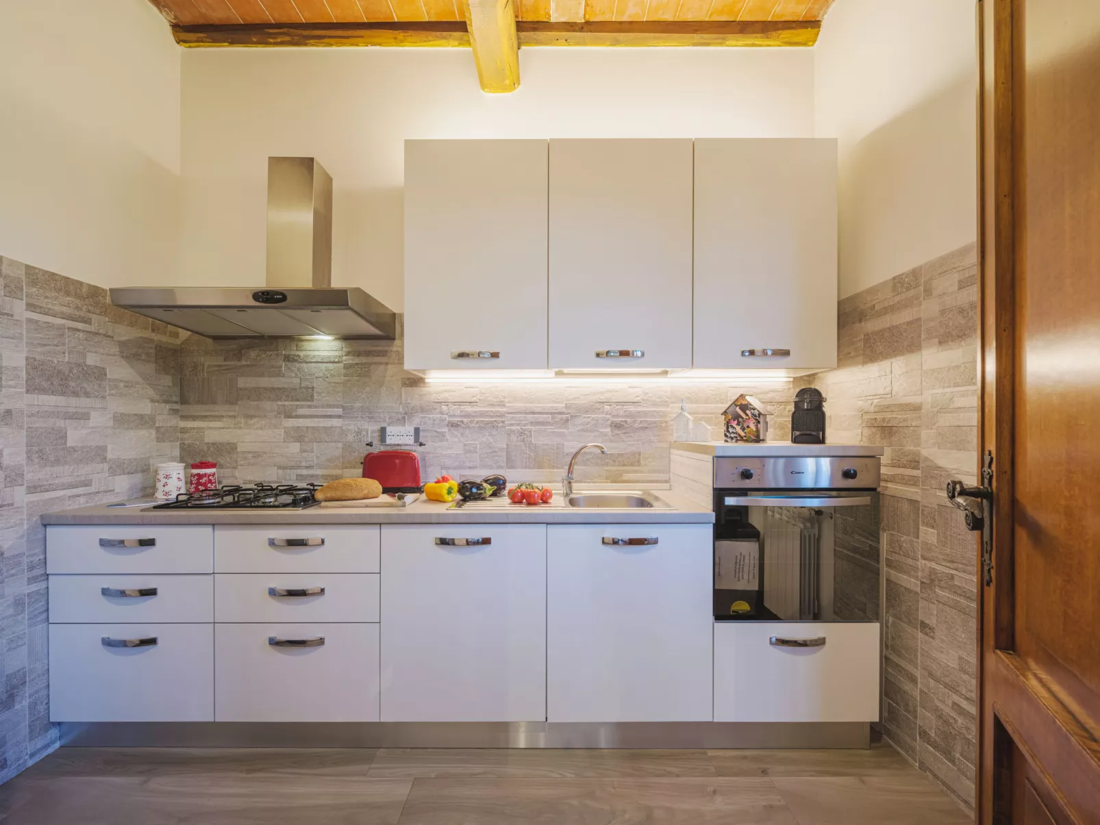 Villa Mistral-Inside