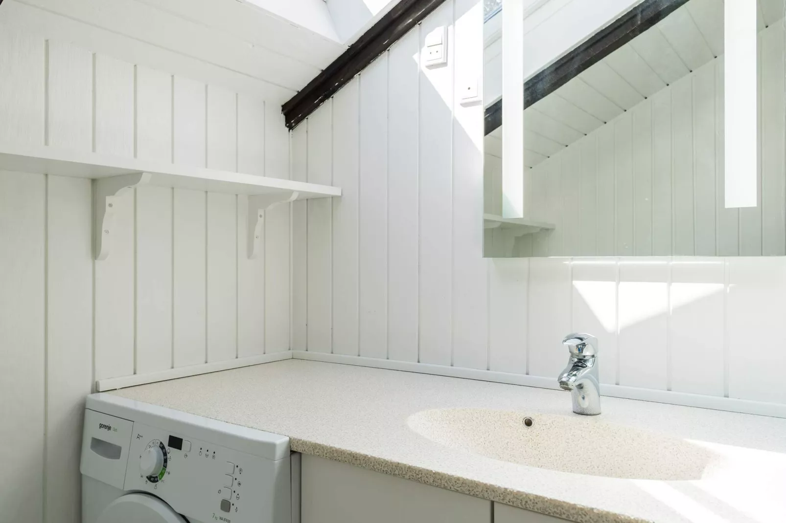 Cozy Cottage Retreat in Blavand-By Traum-Indoor