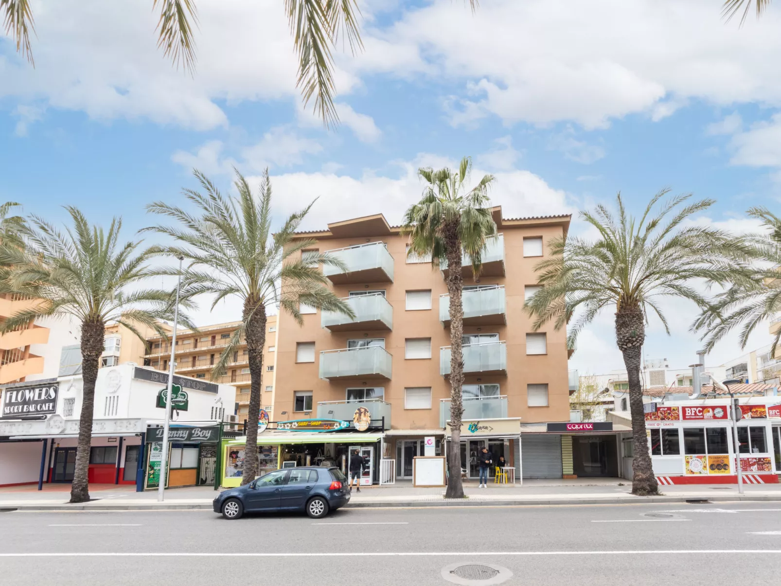 Terecel Salou-Outside