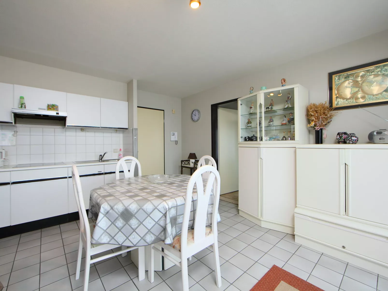 Ref. 704-Drinnen