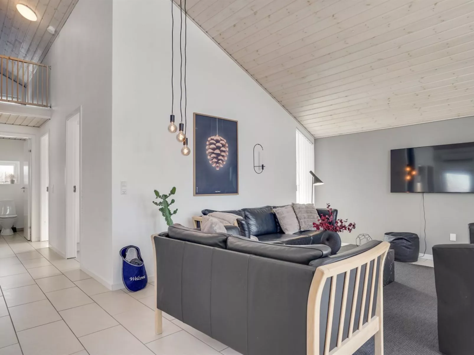 "Asel" - 4km from the sea-Inside