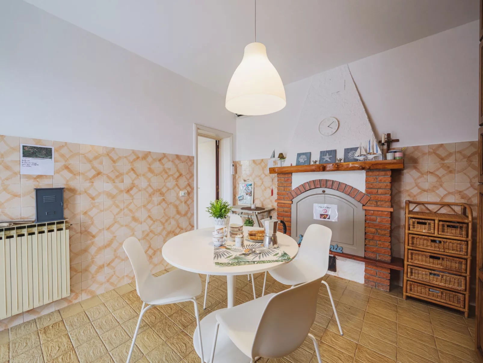Casa Giulia-Inside