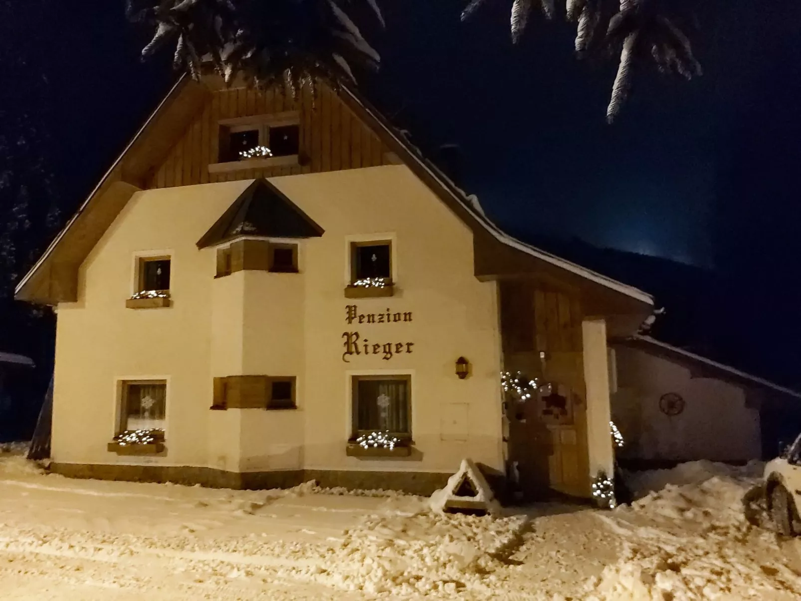Rieger 3-Outside