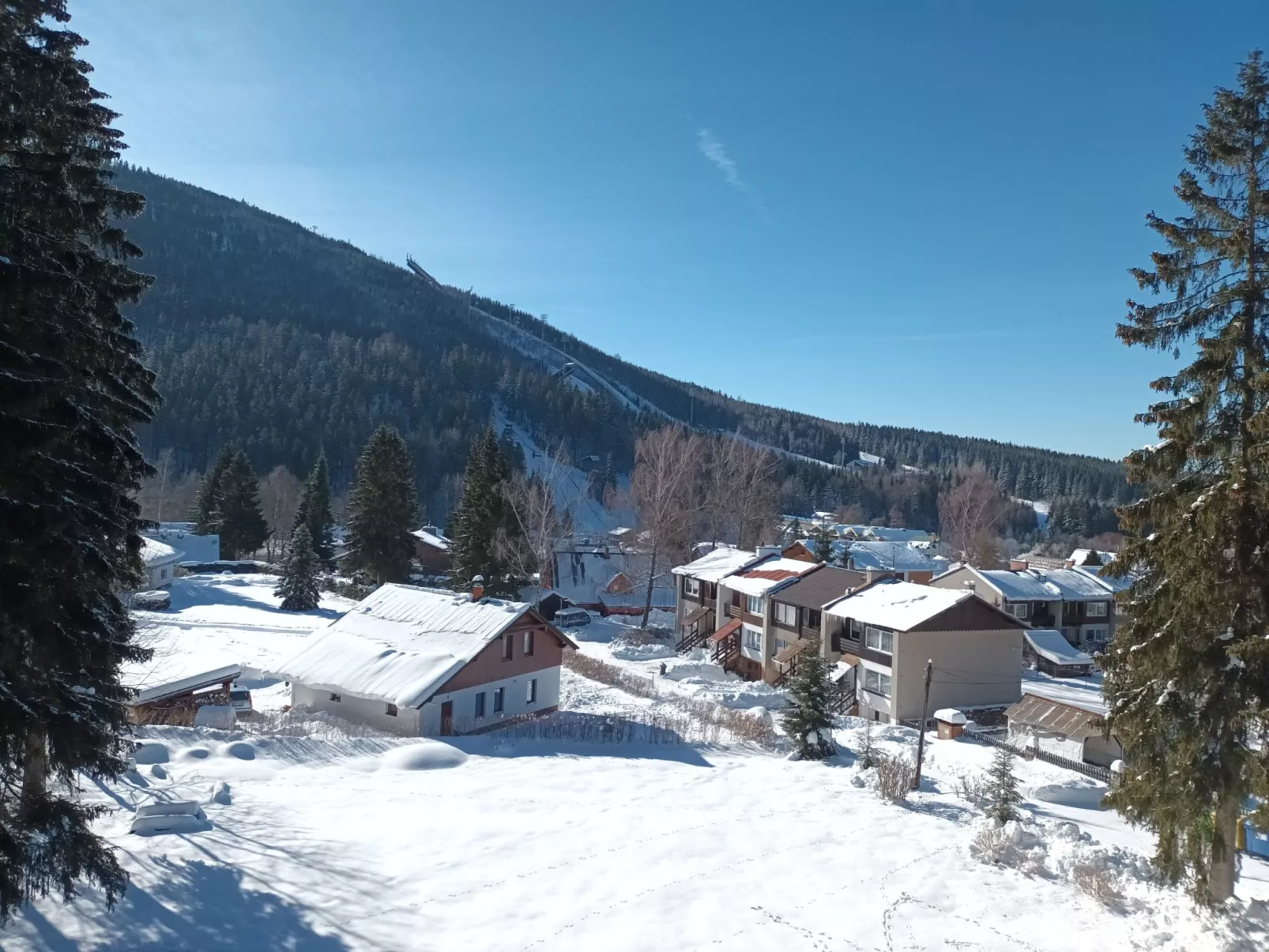 Panorama A-Outside