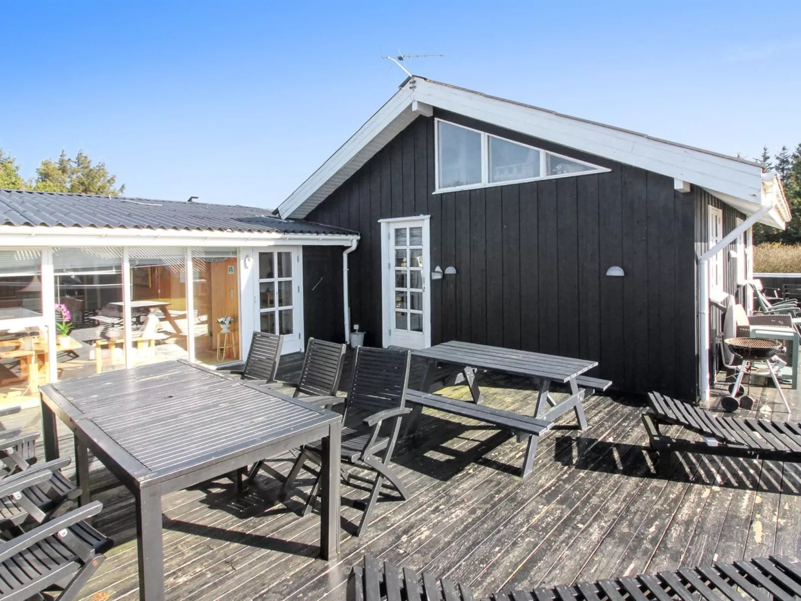 "Bjari" - 850m from the sea-Outside