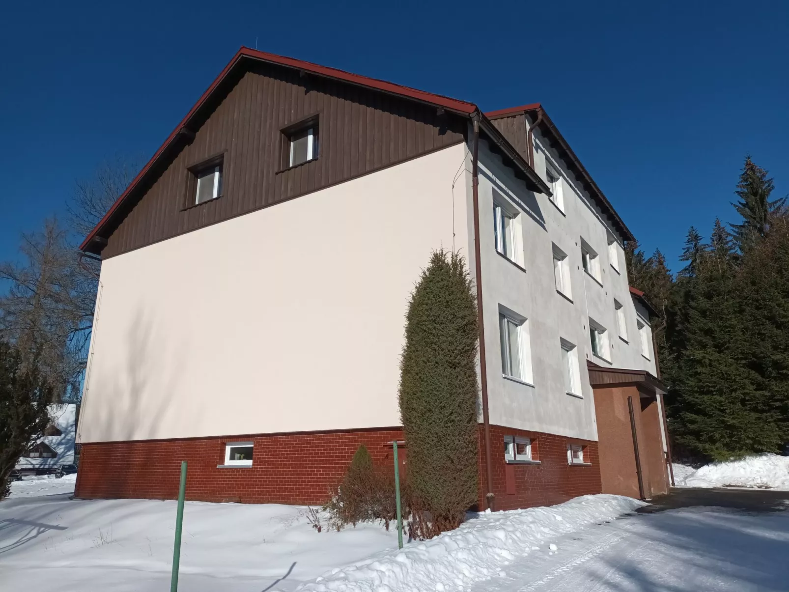 Harrachov 582-Outside