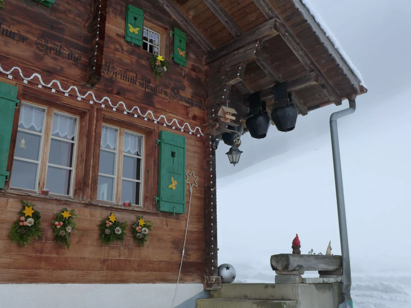 Grossen-Outside