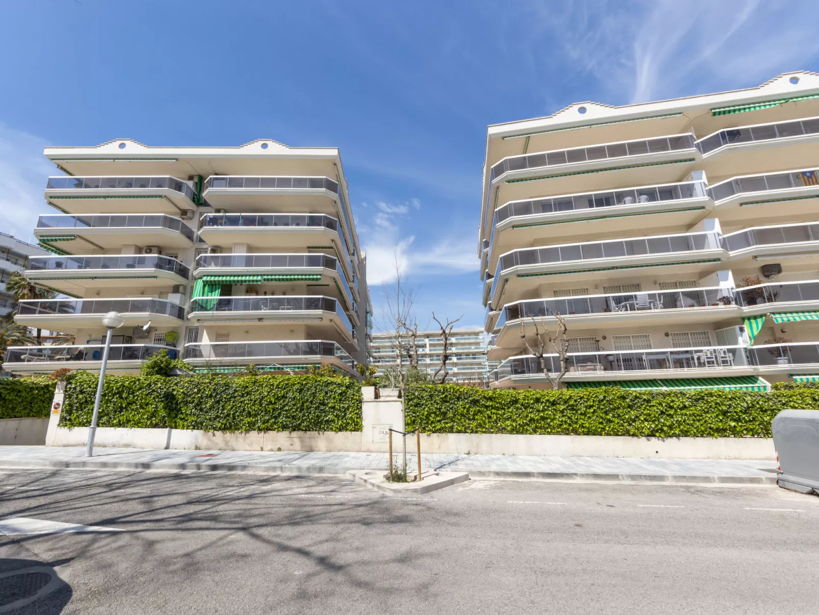 Living Park-Outside