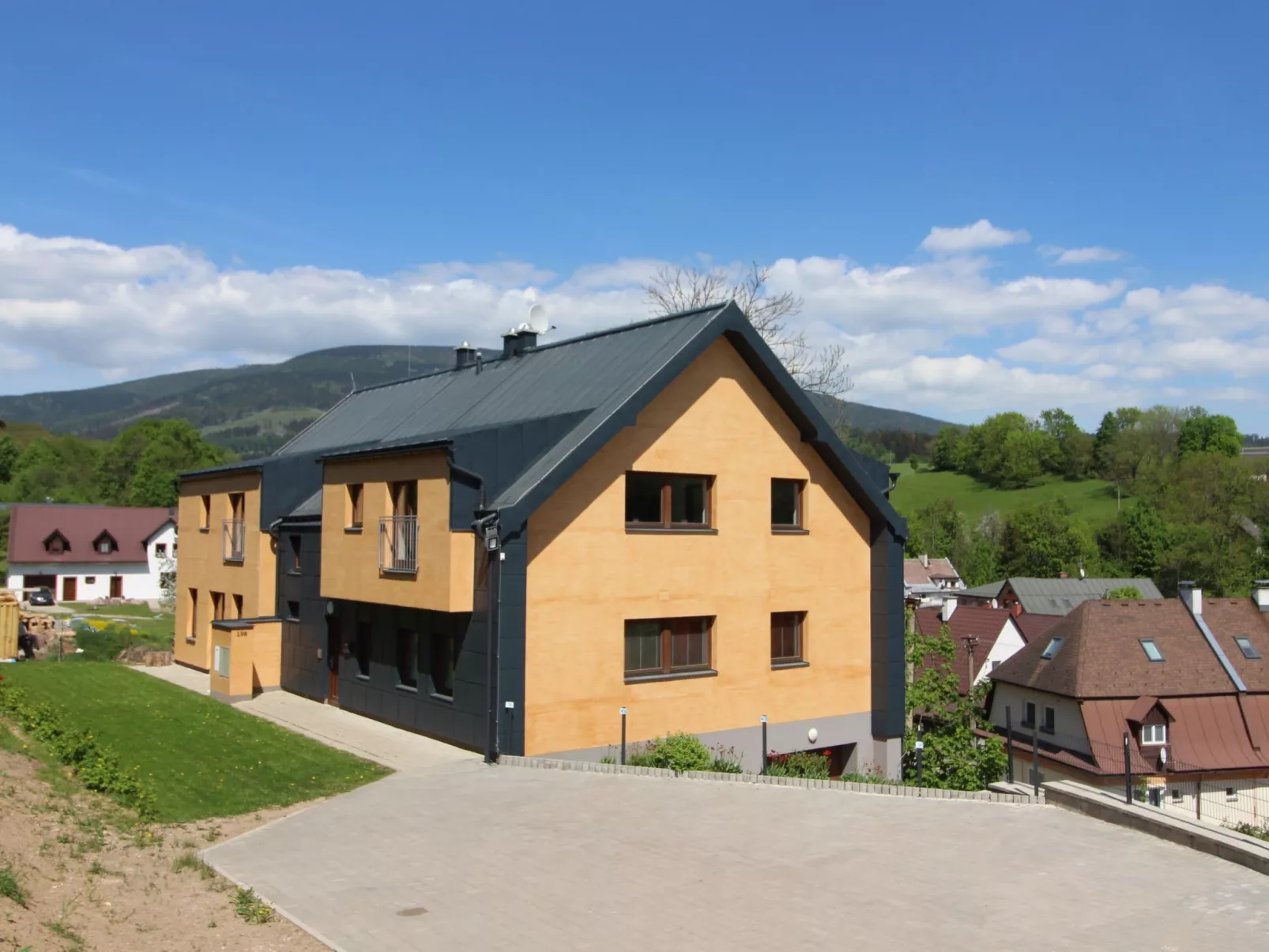 Residence Čistá-Outside