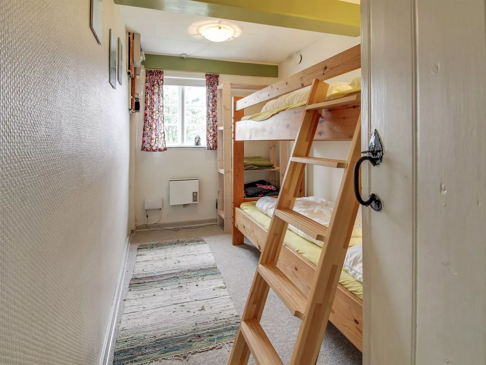 "Eduard" - 4.3km from the sea-Inside