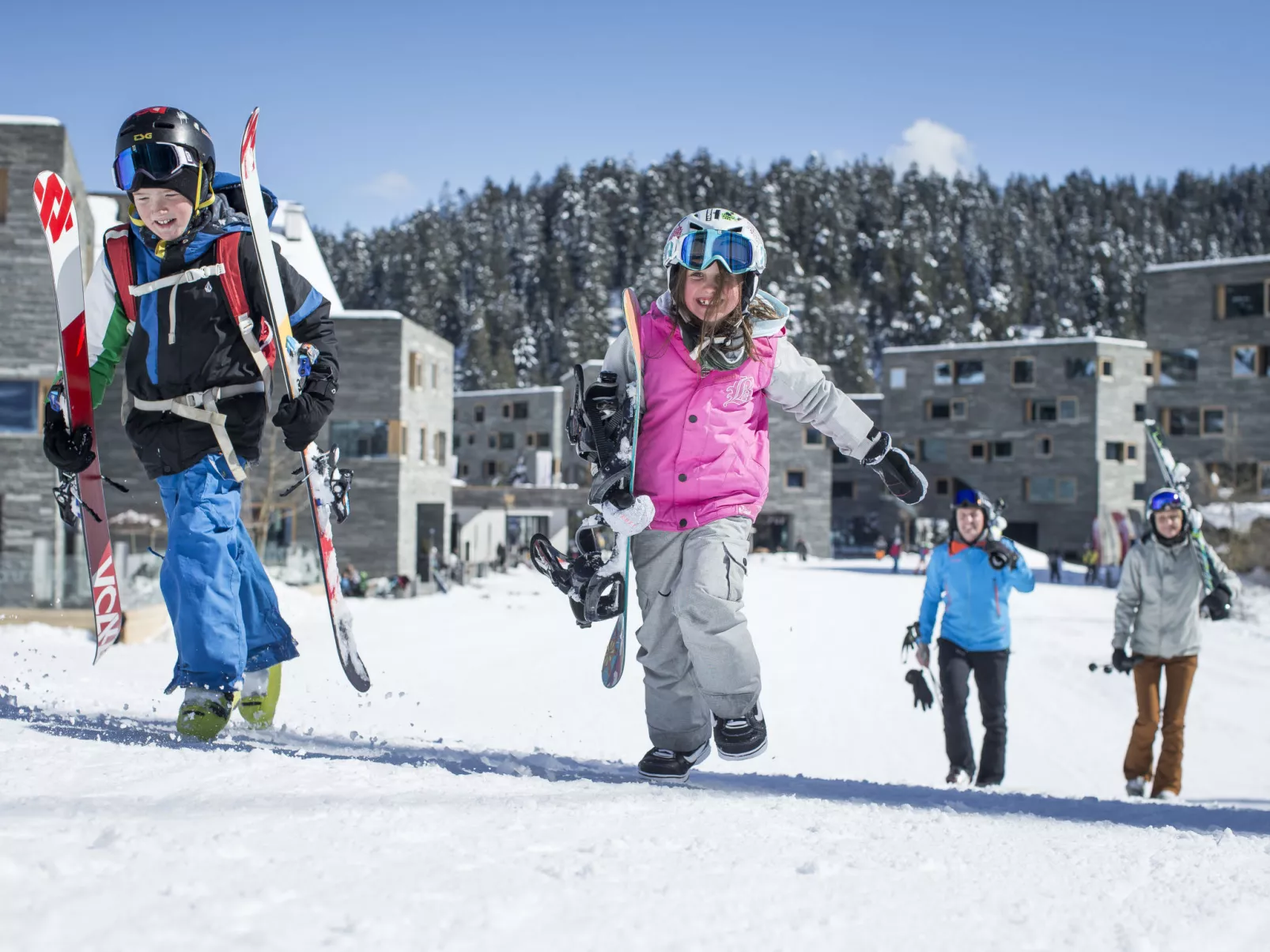 Superior Alpine-Outside