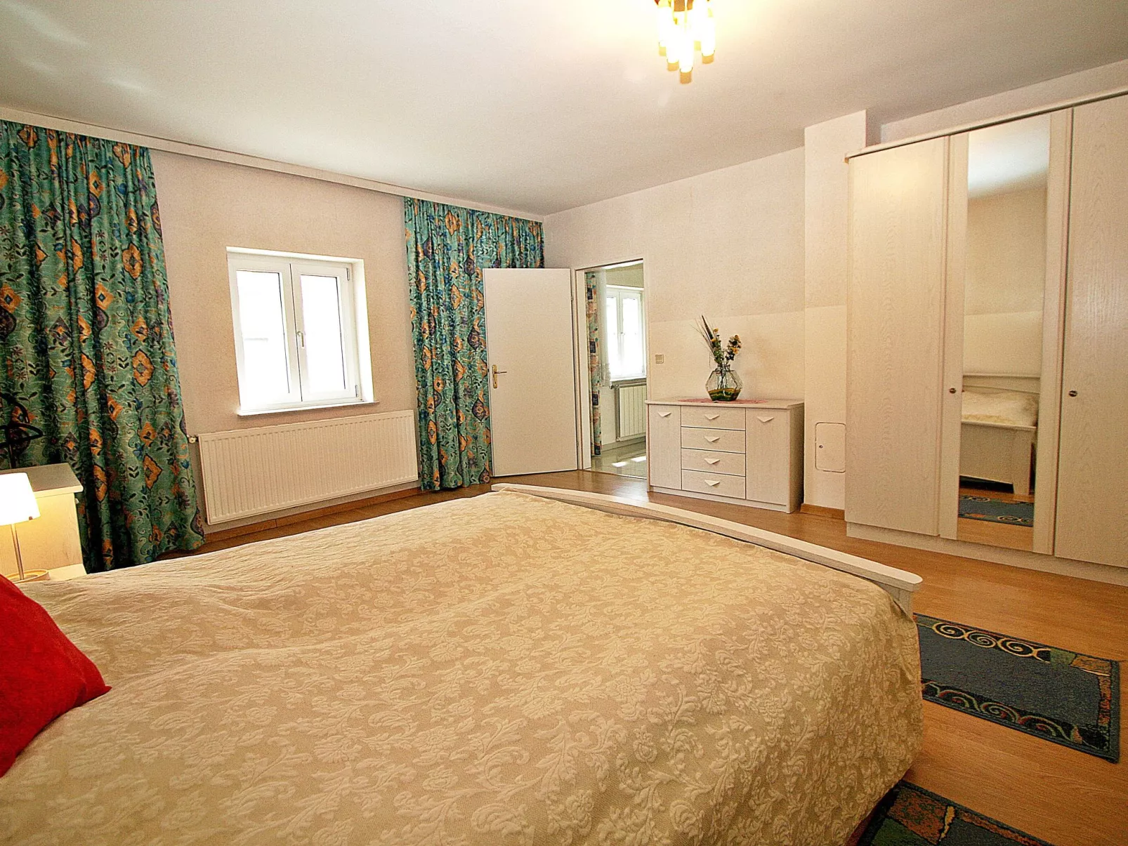Friedl-Inside