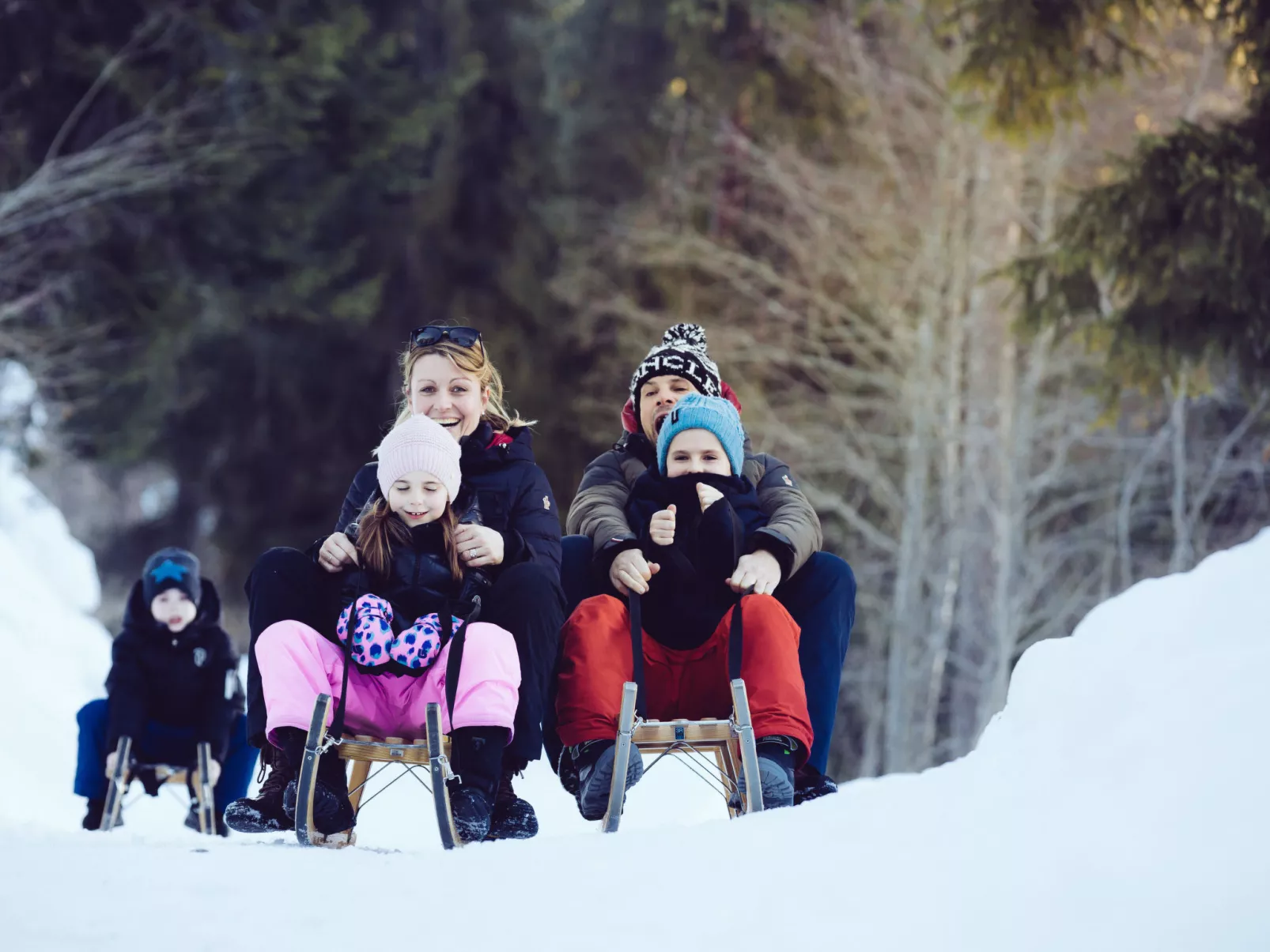 Superior Alpine-Outside