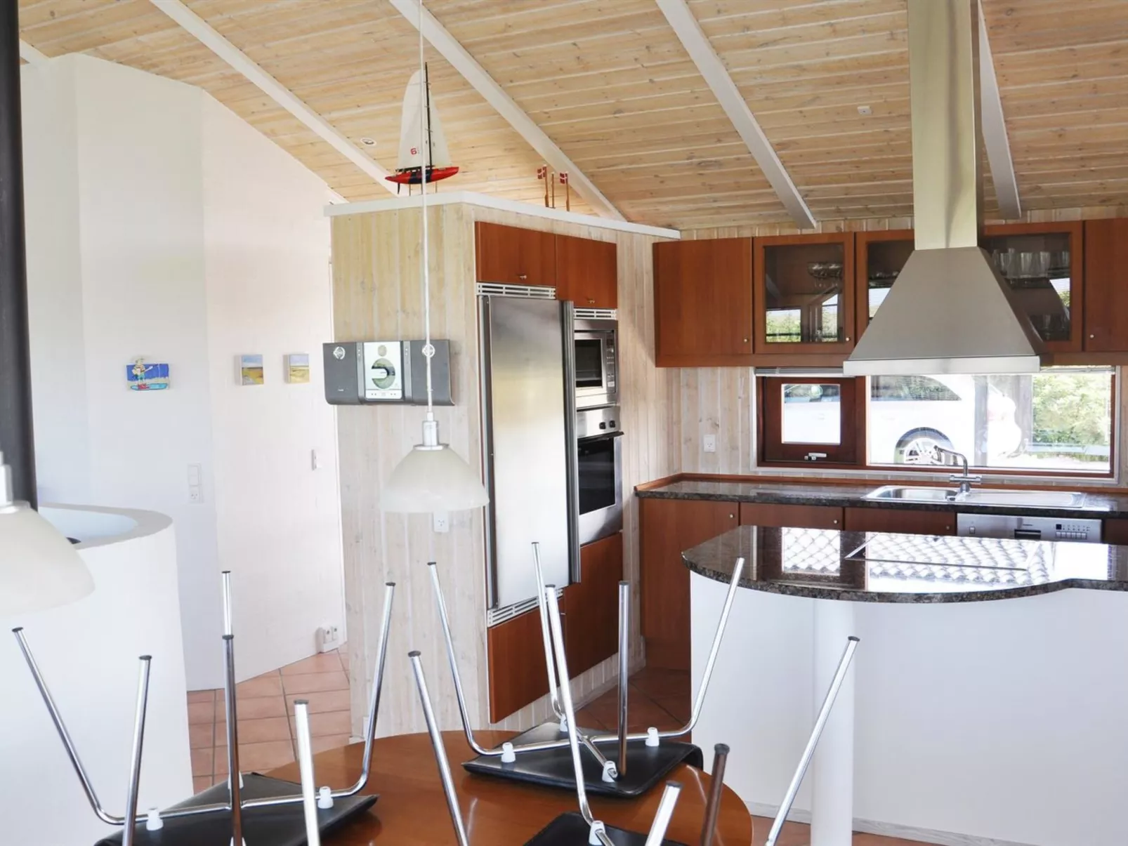 "Sigvalda" - 250m from the sea-Drinnen
