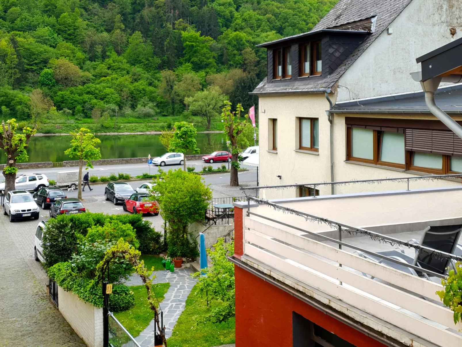 Entenhaus II-Outside