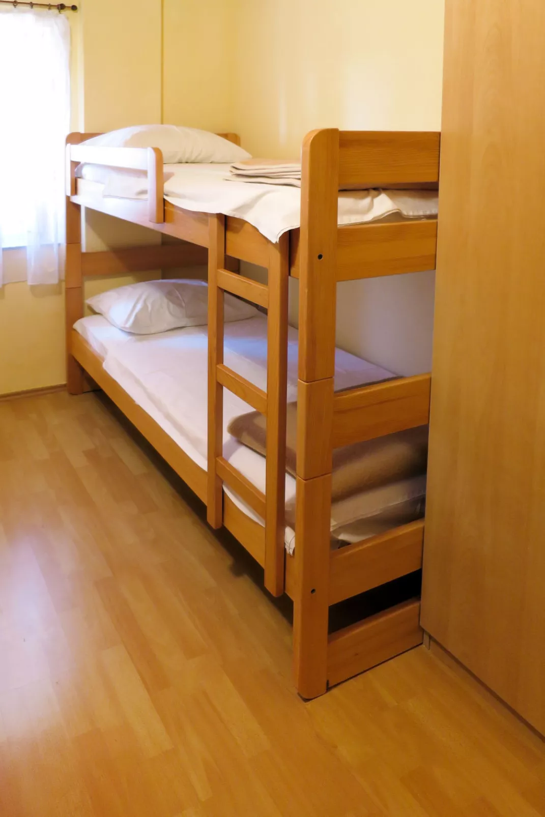 Ruža 1-Inside