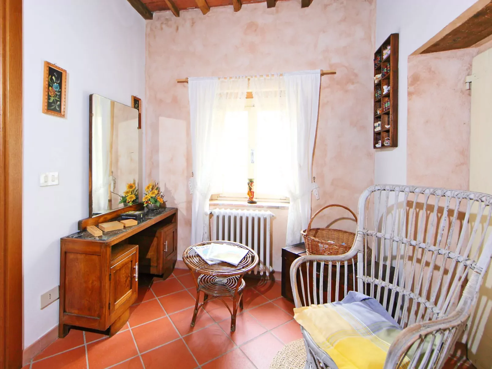 Casa di Nena-Inside