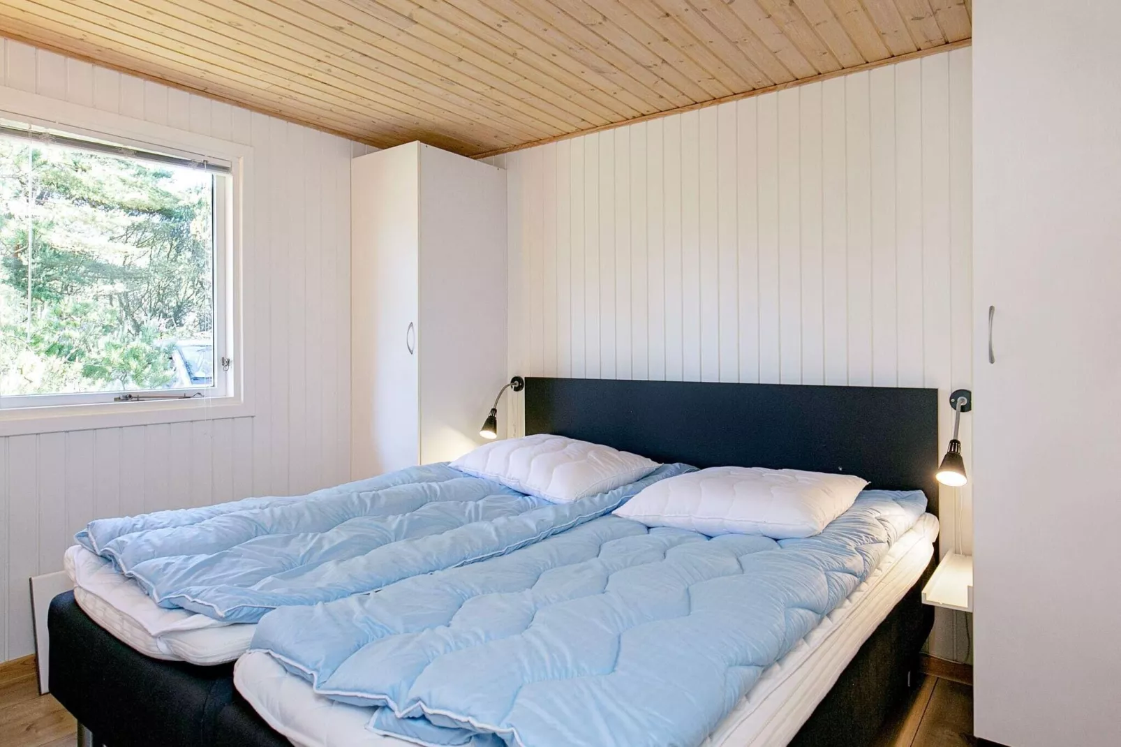 3 person holiday home in Ålbæk-Indoor