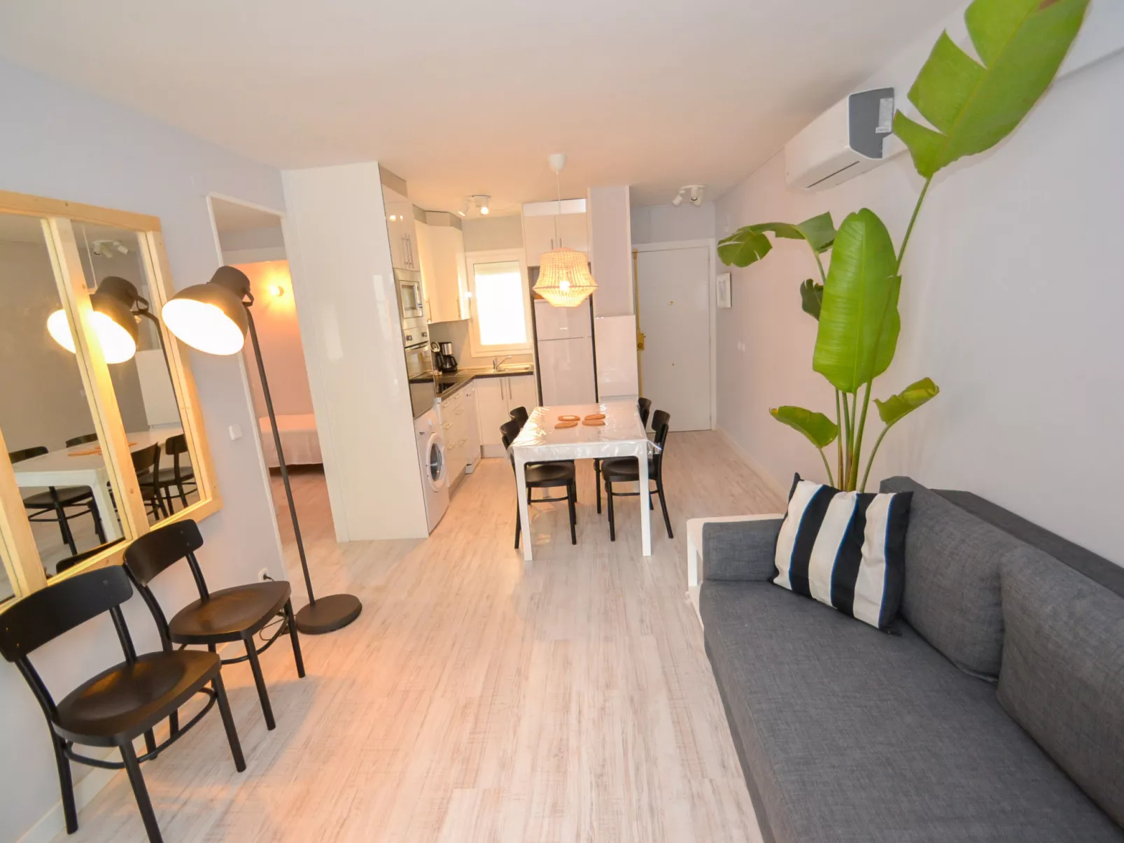 Gavina Salou-Inside