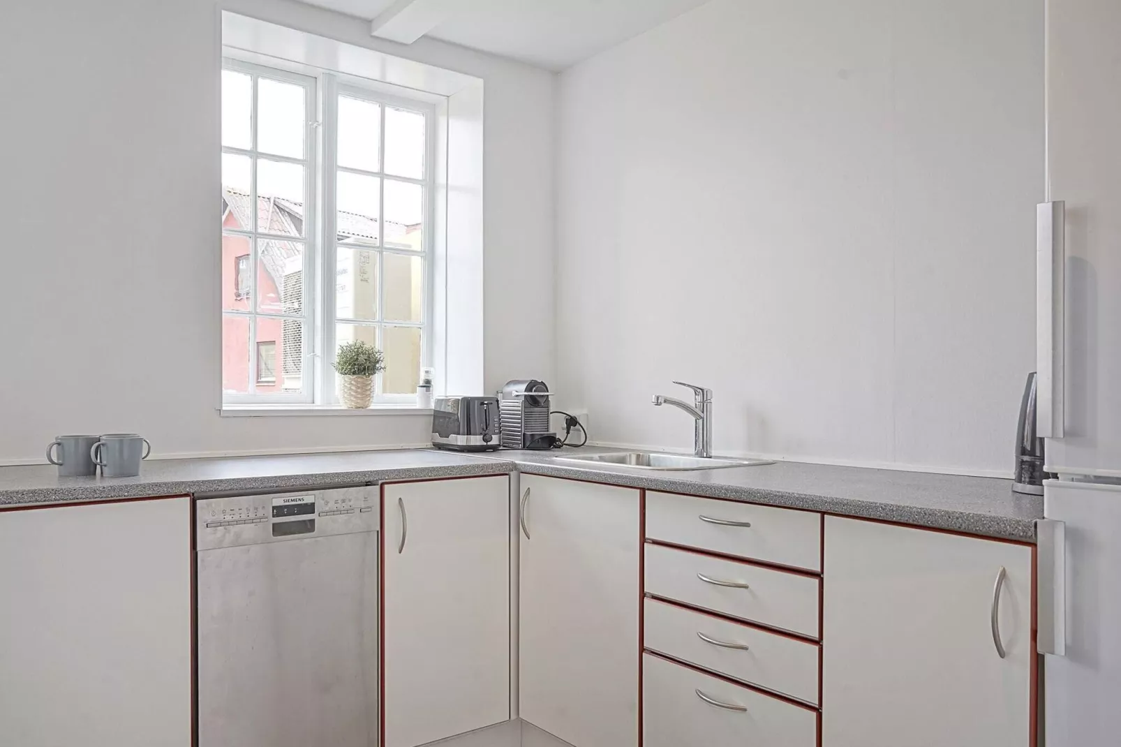 8 person holiday home in Allinge-Indoor