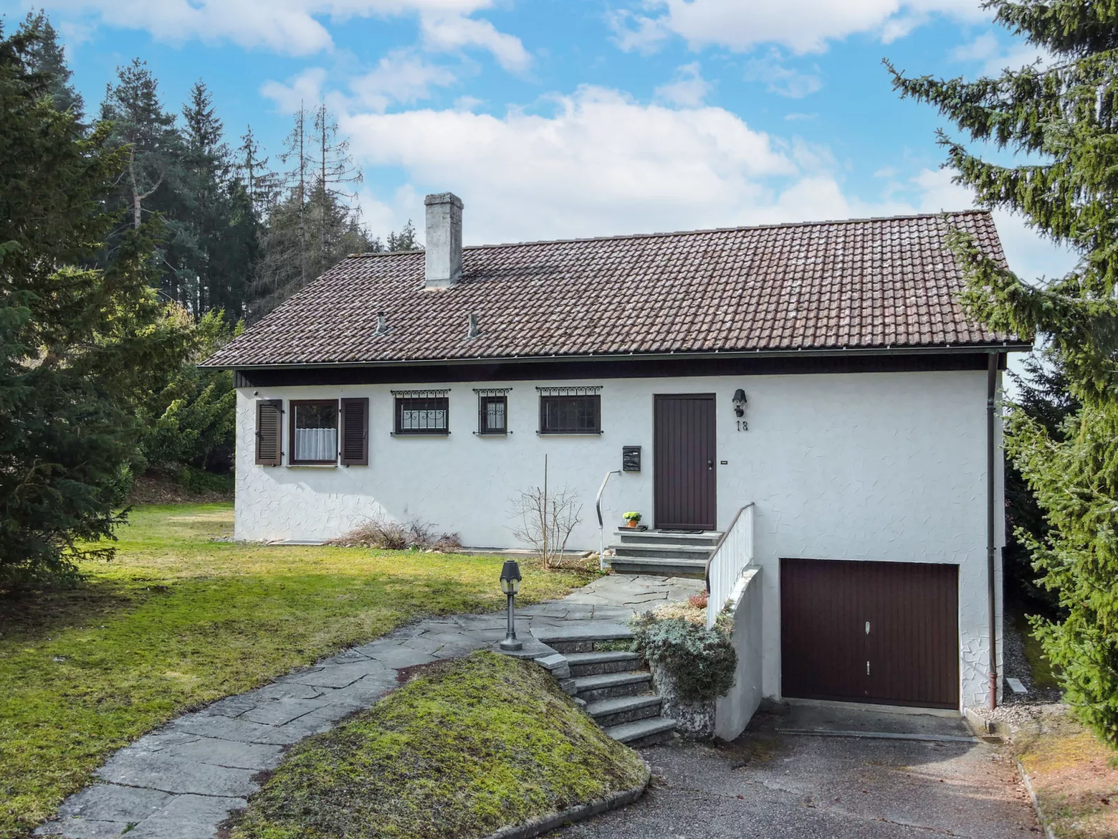 Sonnenbühl-Outside