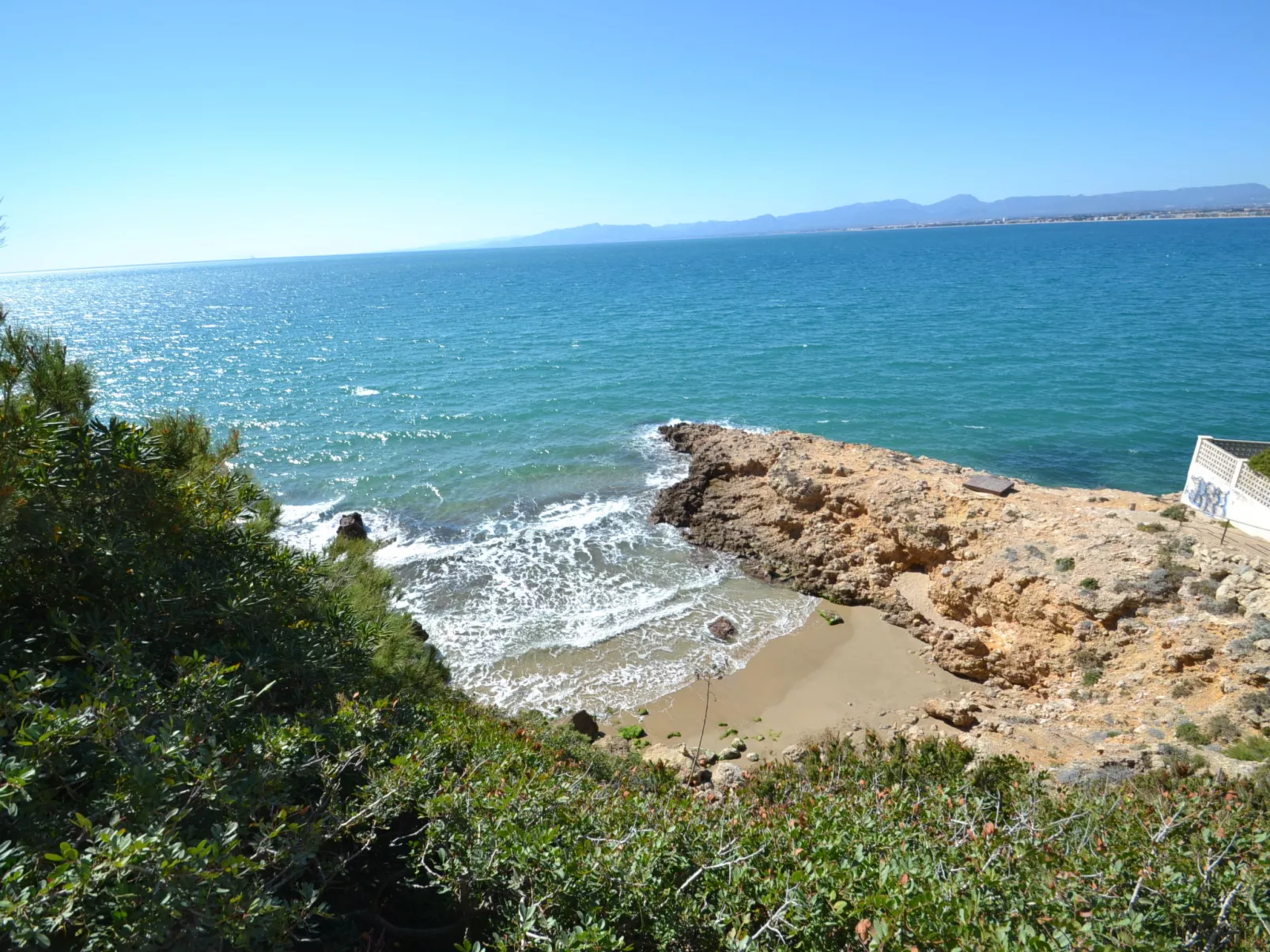 Cye 6 Cap Salou-Outside