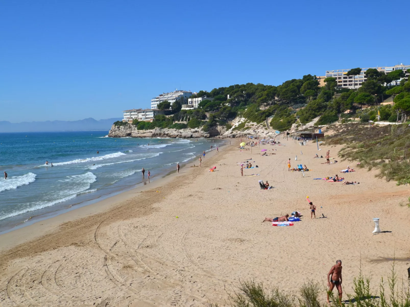 Cye 6 Cap Salou-Outside
