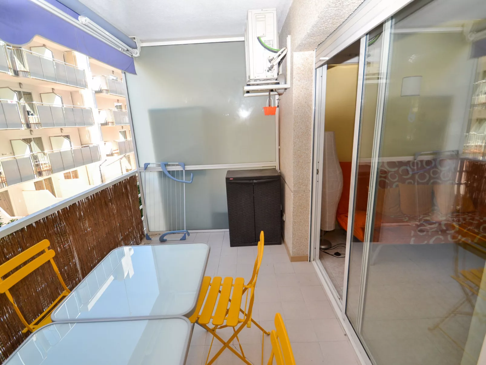 Calafont-Inside