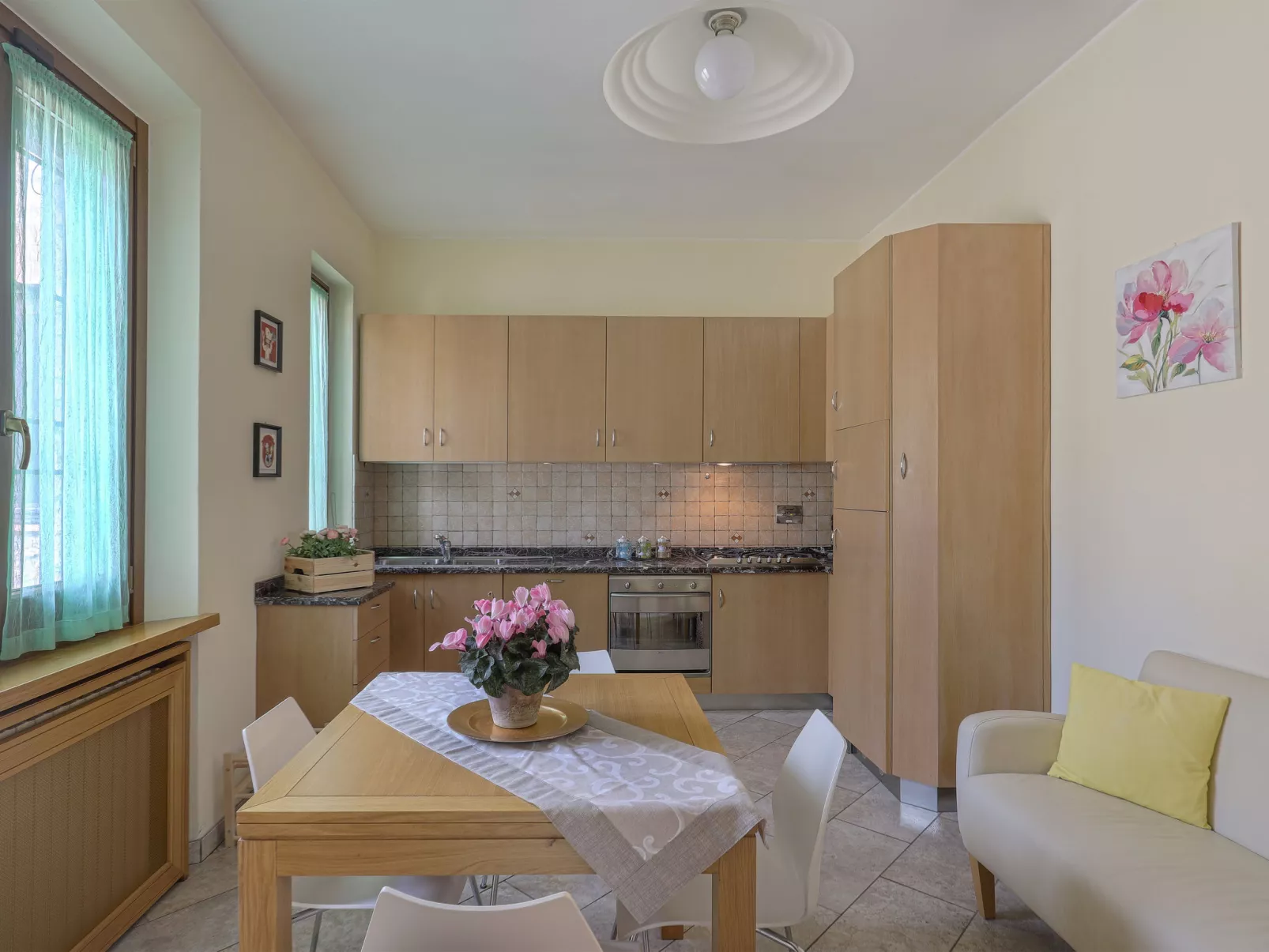 Casa Alfredo-Inside