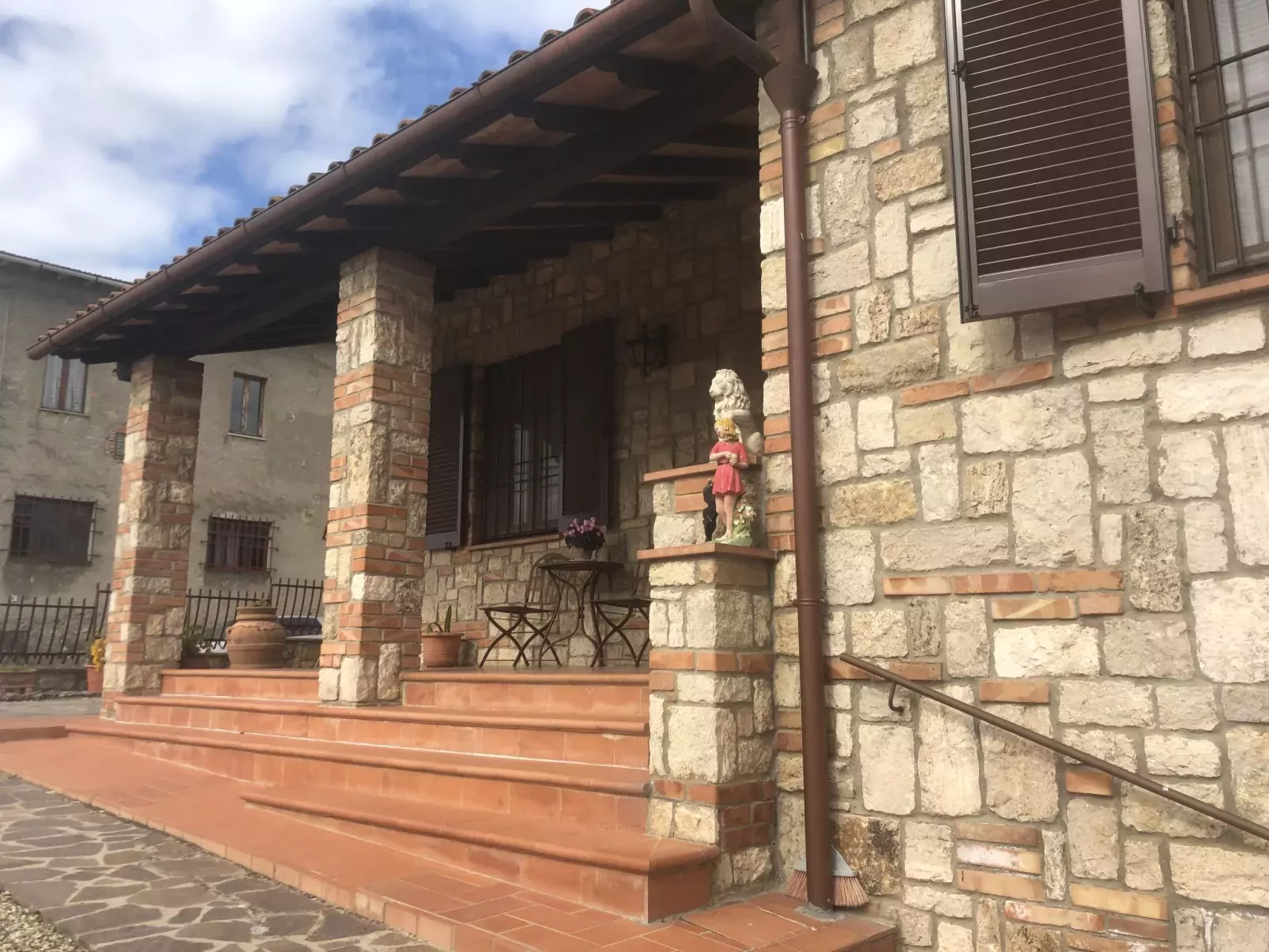 Casa Alfredo-Outside