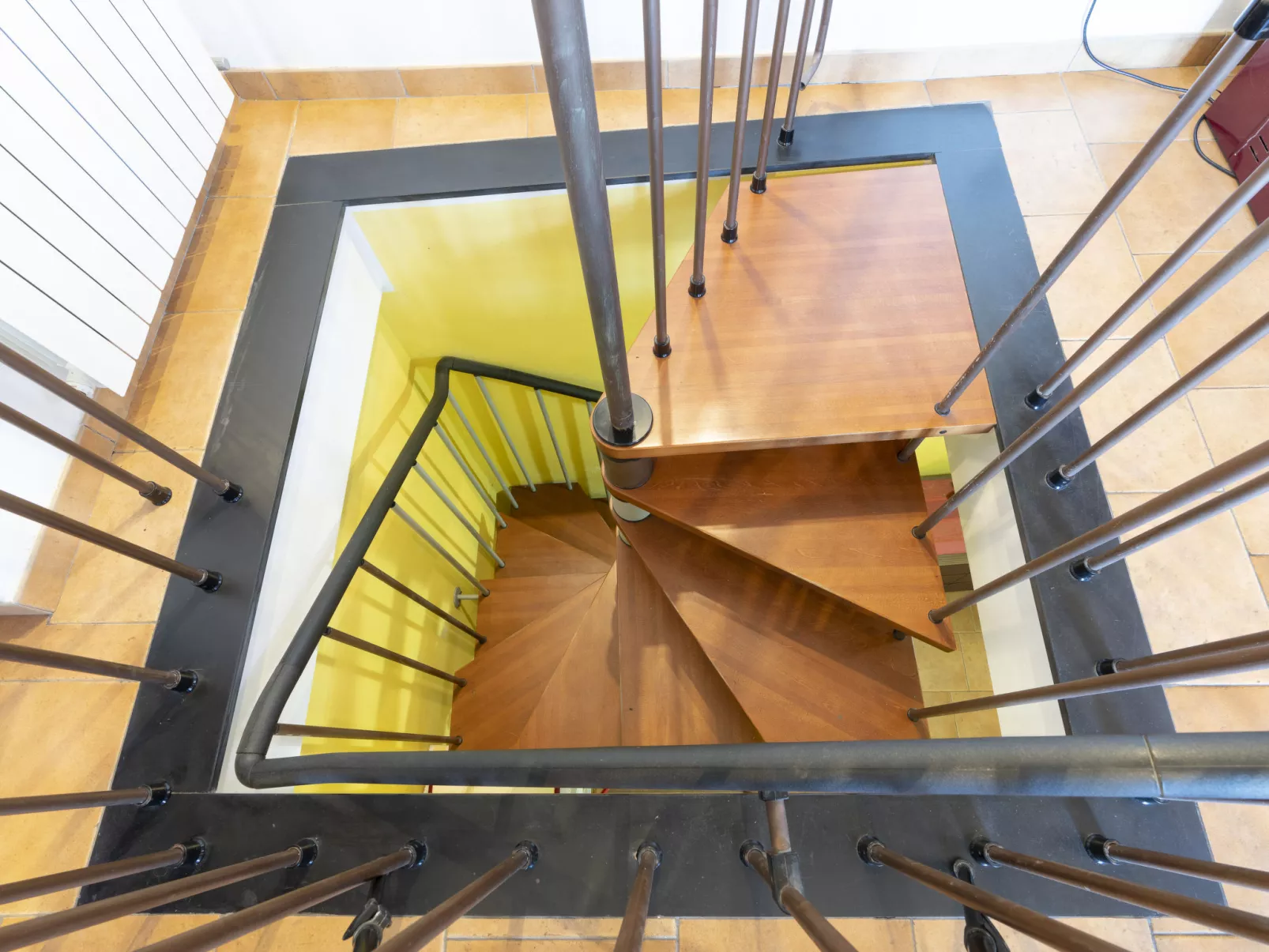 Lory House-Inside