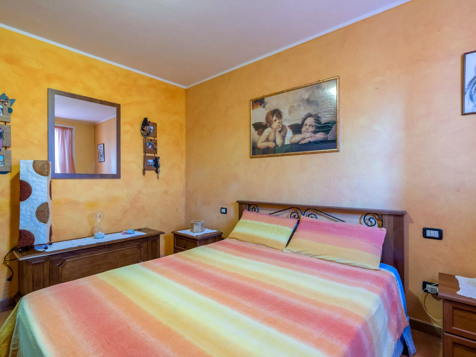 Lory House-Inside