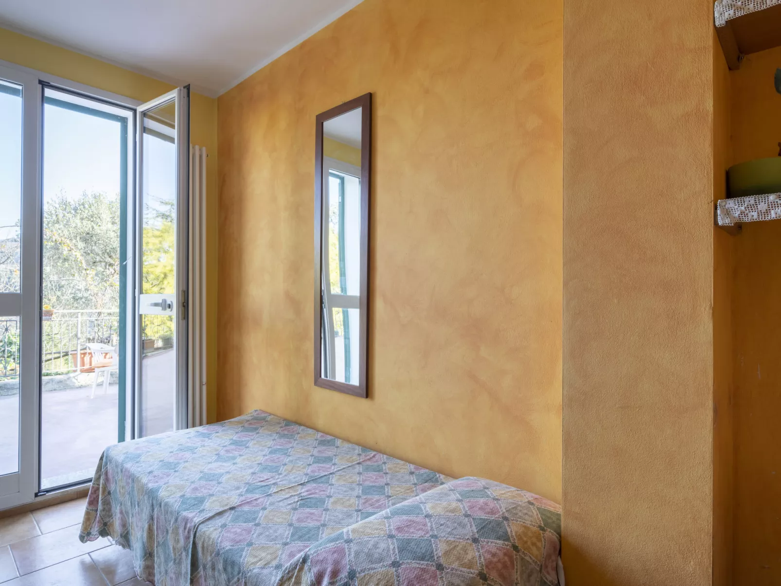 Lory House-Inside