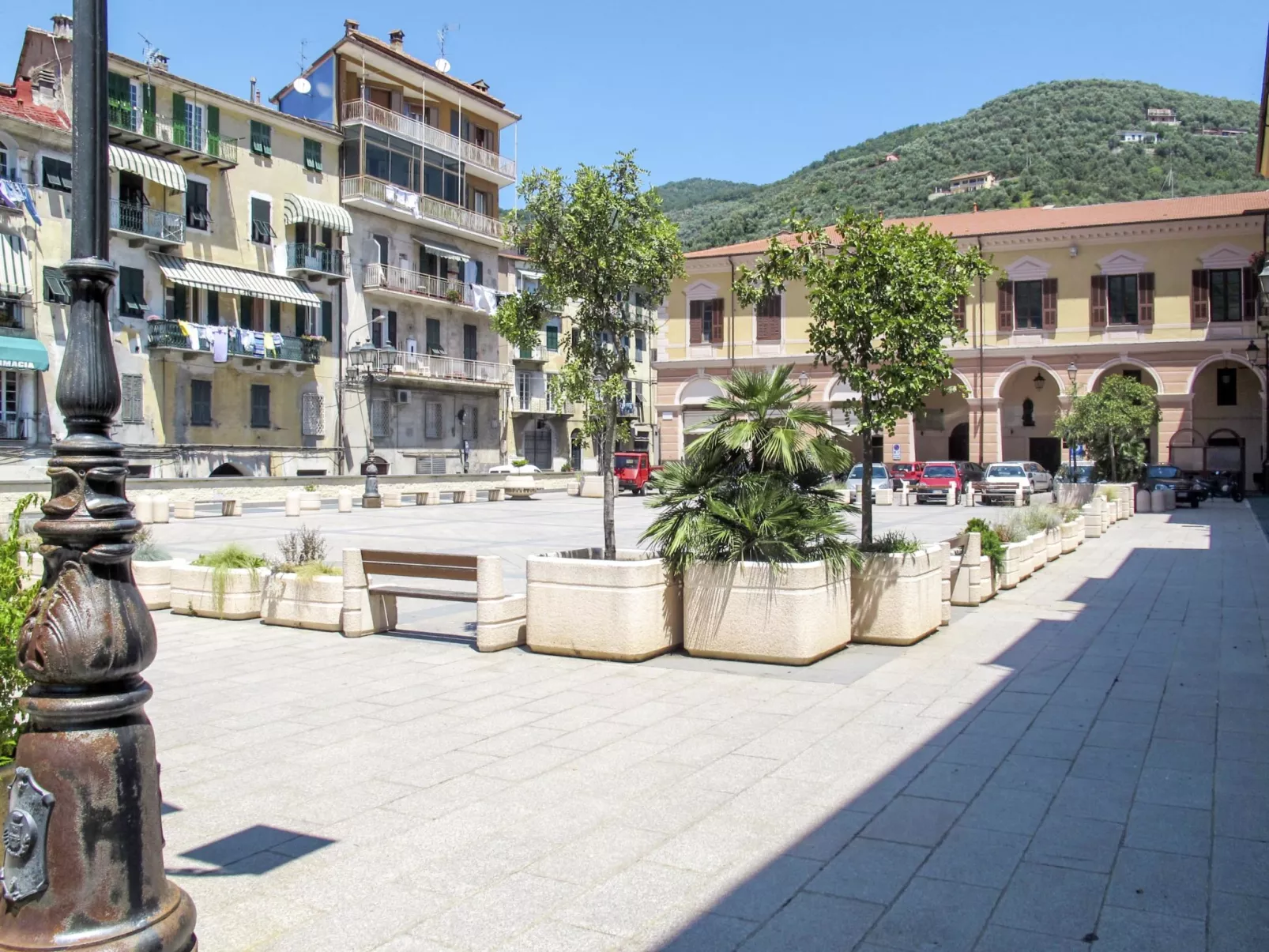 Lory House-Area