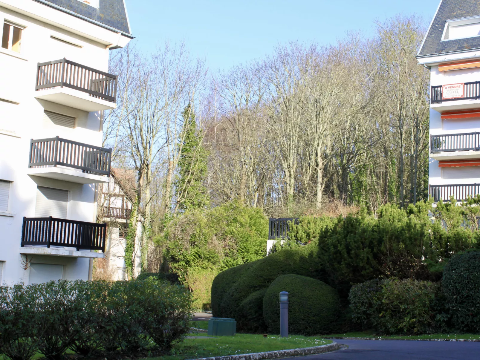 Le Clos des Ormeaux-Outside