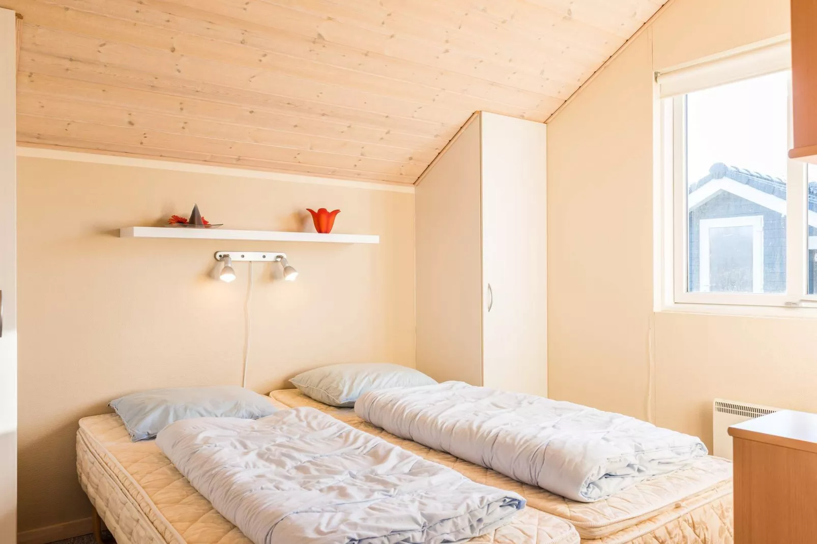 Tranquil Cottage with Spa and Sauna-By Traum-Indoor