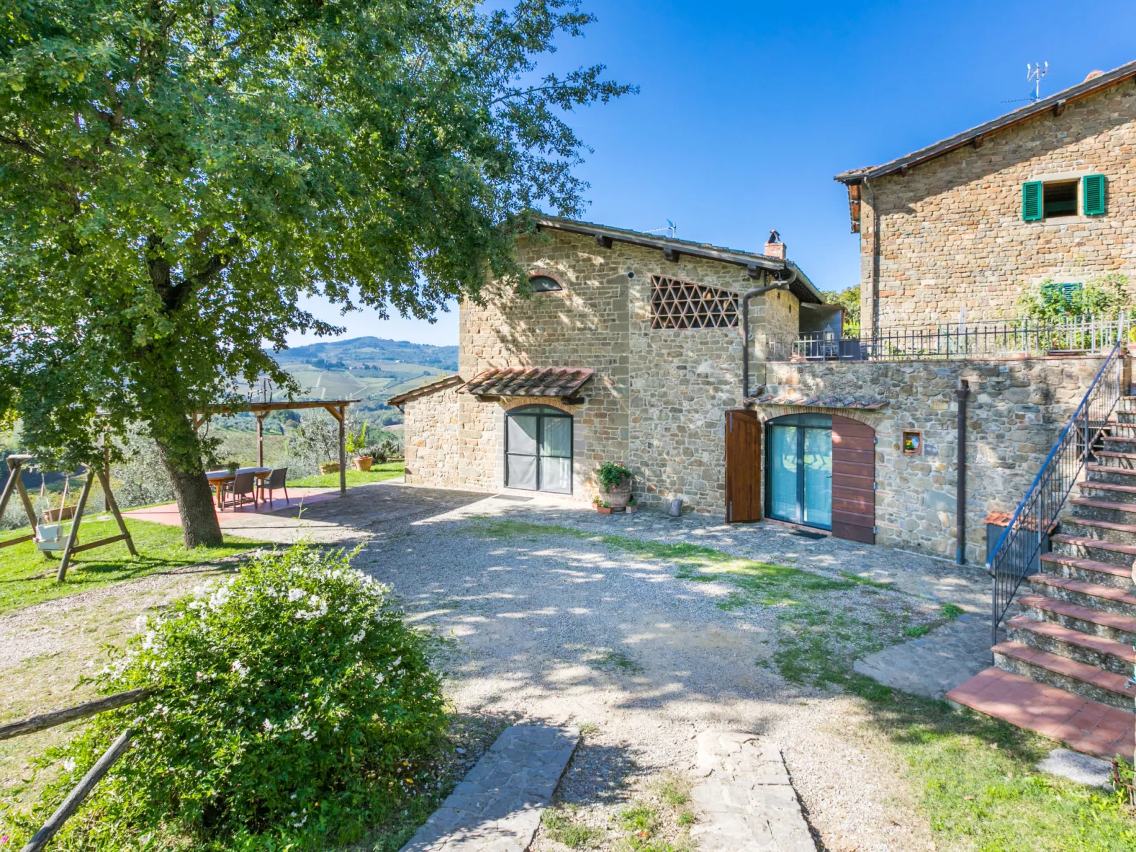L'Angolo di Uzzano-Outside