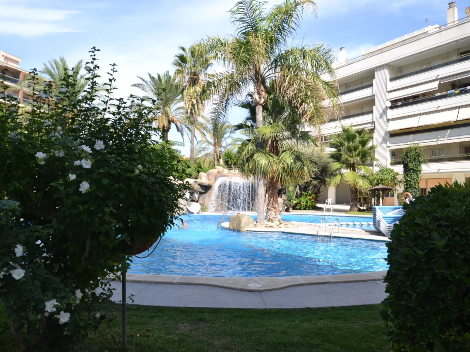 Jardines Family 207-Dehors