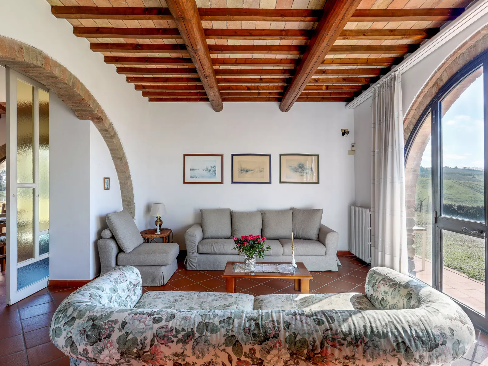 Villa Magna + Dependance-Inside