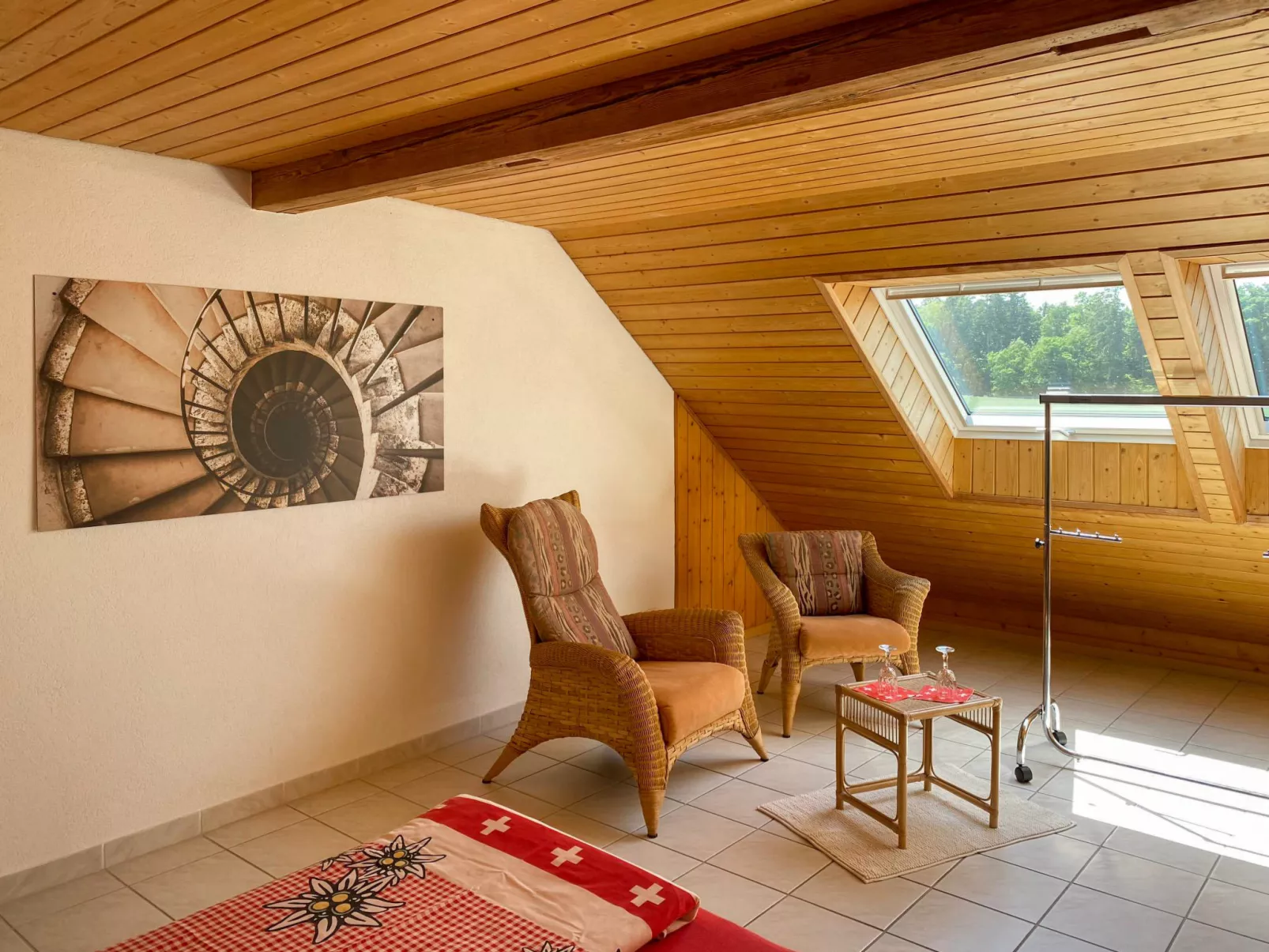 Arn's Place-Inside