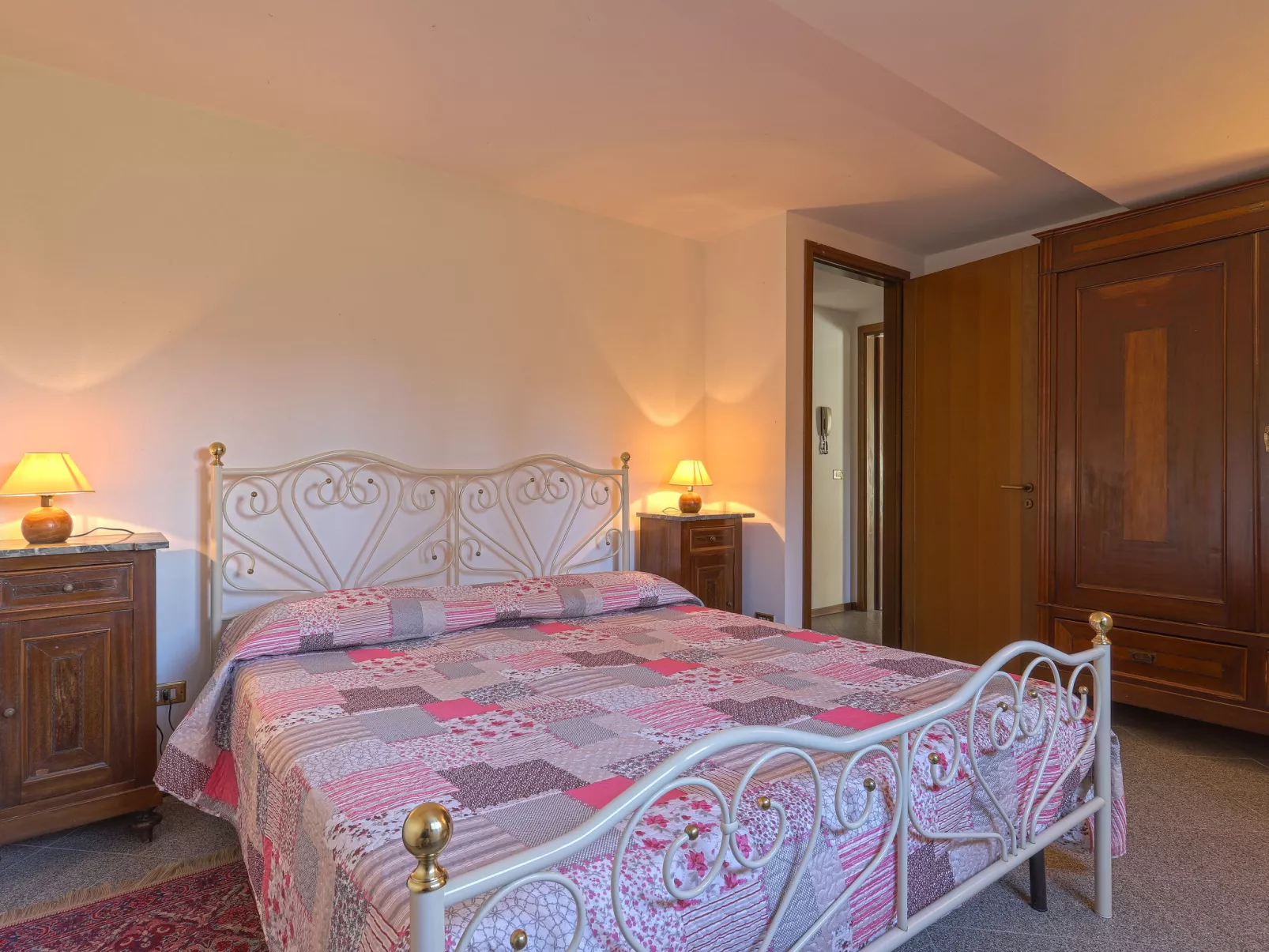 Villa Magna + Dependance-Inside