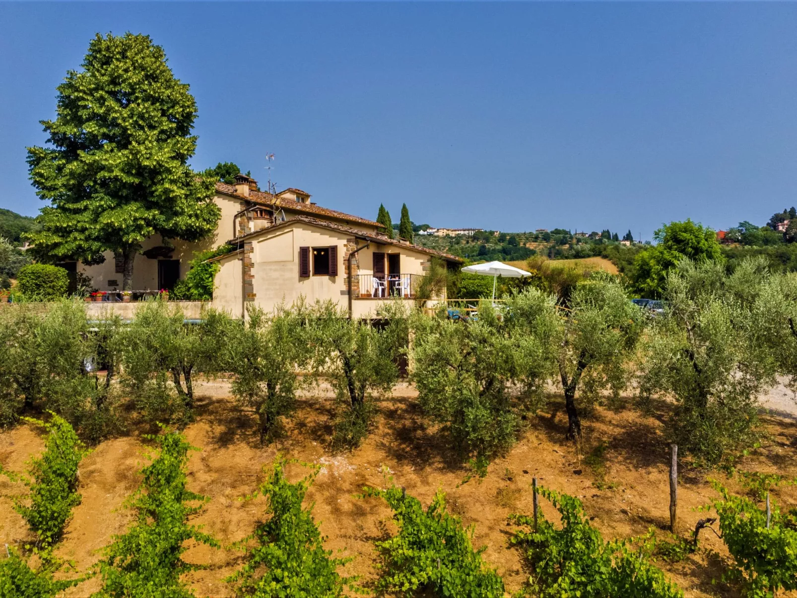 Villa Magna + Dependance-Outside